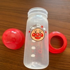プラスチック製哺乳びんの画像