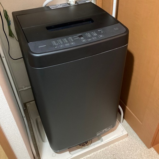 アイリスオーヤマ　洗濯機　5.0kg ブラック