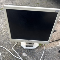シャープAQUOSLC-19 K3液晶テレビBS付きとPCモニターのセットの画像