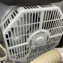 コロナ FFストーブ 2015年製 FF-VG4214S 温風式 石油ストーブ FF式ストーブ 木造～11畳 コンクリート～18畳 コンパクト 札幌市手稲区の画像