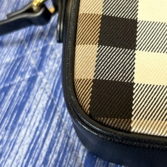 BURBERRY ショルダーバッグの画像