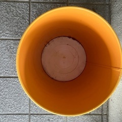 ゴミ入れの画像