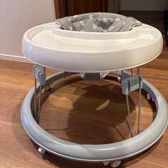歩行器の画像
