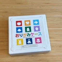 【三軒茶屋で引き渡し】折り紙セット 約100枚 ケース付きの画像