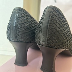 DIANA パンプスの画像