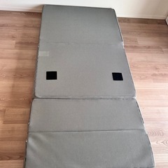 ニトリ 三つ折りマットレスシングルの画像