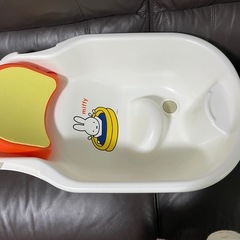 ベビーバス　と 補助ネットの画像