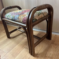 藤の座椅子の画像