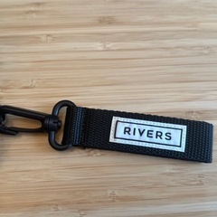 【三軒茶屋で引き渡し】RIVERS バキュームフラスク ステム 500ml＋ストラップ付きの画像