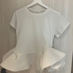2点セット✨シャツとTシャツの画像