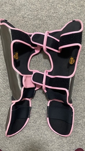 TOPKING 
キックボクシングレガース