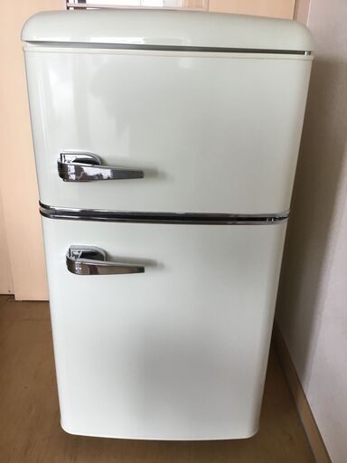 ?【美品】レトロ冷蔵庫 81L 一人暮らし 小型 おしゃれ ノンフロン 冷凍冷蔵庫 ホワイト PRR-082D-W