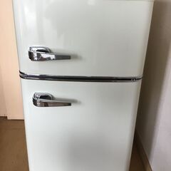 🍀【美品】レトロ冷蔵庫 81L 一人暮らし 小型 おしゃれ ノンフロン 冷凍冷蔵庫 ホワイト PRR-082D-Wの画像