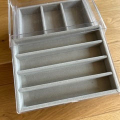 【売ります】アクセサリーボックスの画像
