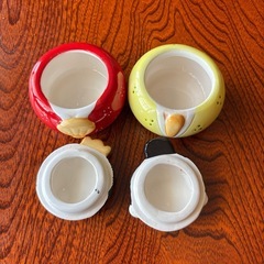 小さな陶器セットの画像