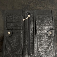 蛇革財布の画像