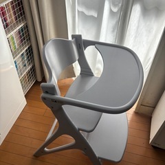東京出品 子ども用　テーブル付き椅子の画像