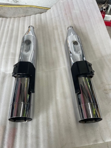 バンス&ハインズ　4.5インチマフラー