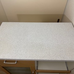 食器棚（コンセント付き）の画像