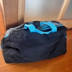 ほぼ未使用！ボストンバッグの画像