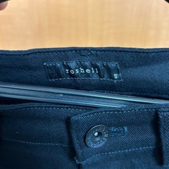 【ほぼ新品】メンズ スキニーパンツ 黒 Sサイズの画像