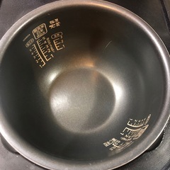 アイリスオーヤマ炊飯器の画像
