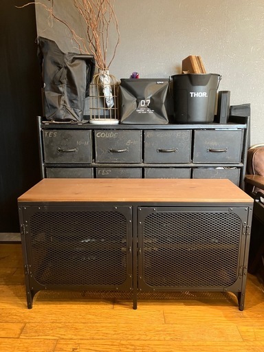 IKEA】テレビ台 FJÄLLBO フィエルボ (SHIKIBU) 桜坂の収納家具