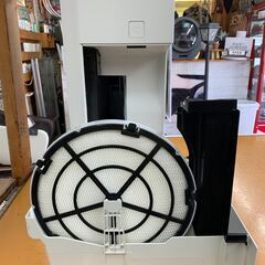 【愛品館江戸川店】Panasonic　2022年製 F-VC70XV 加湿空気清浄機 ＩＤ：138-016319-007の画像