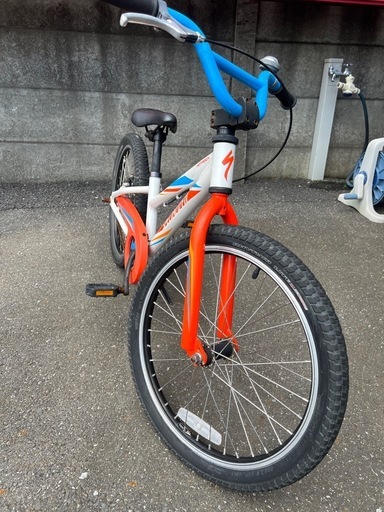 NO:19 　子供自転車　スペシャライズド　HOTROCK 　20インチ