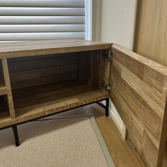 テレビ台の画像