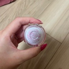 ハローキティー　チーク　口紅　アイメイクの画像