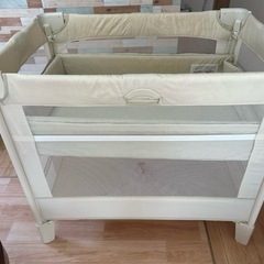 ココネルエアー / アップリカ / ベビーベッド / ミルクホワイト
の画像