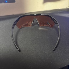 ESS サングラスの画像