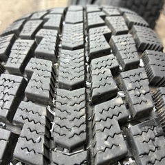 ジムニー　ホイール付きスタッドレス4ほん4本の画像