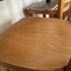 カウンター用高イスの画像