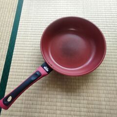 26cmIH対応フライパンと蓋の画像