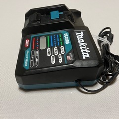 マキタ 急速充電器 DC40RA   40vmax
の画像