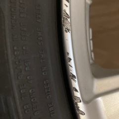 スタッドレスタイヤ＋ホイール　4本セットの画像
