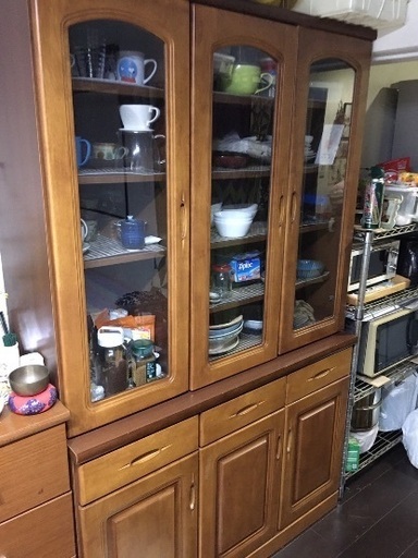 ナ*Ｇ様 【最終値下げ】食器棚【2025年3月28日発送】 最終お値下げ】【シャルドネ】食器棚