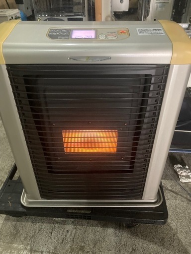 サンポット　FF式石油ストーブ　ゼータスイング　木造15畳コンクリ23畳　燃焼確認　清掃済み　12年製