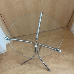 ガラス サイドテーブルの画像