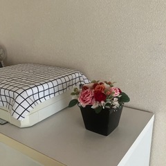 プリザーブドフラワー　ブラック&レッド系①
の画像