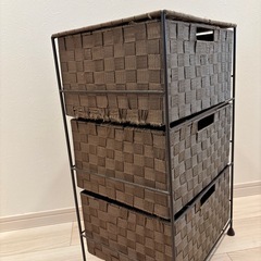 3段ラックの画像