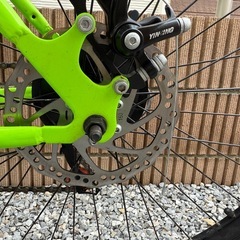 LIMIT RACING XTRロードバイク、ディスクブレーキの画像
