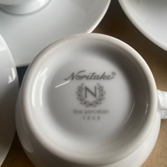 ノリタケカップ&
ソーサー の画像