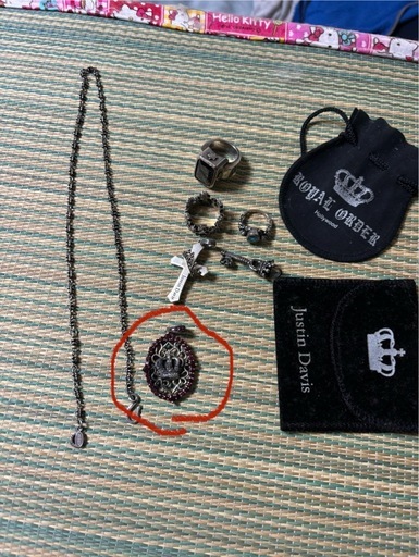 ジャスティンデイビスペンダントトップ