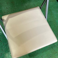 チェア　折りたたみ式　白　ホワイト　椅子　イス　いす　家具　インテリア　シンプル【幅42.7奥43.5座面高46.7背高77】の画像