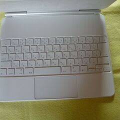 iPad Pro 12.9インチ用 Magic Keyboard（純正）の画像