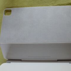iPad Pro 12.9インチ用 Magic Keyboard（純正）の画像