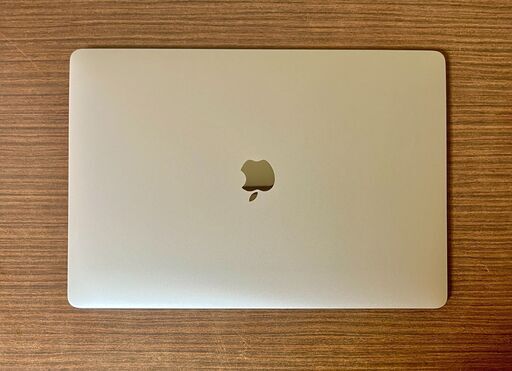 高性能・大画面 MacBook Pro 2019 - i9、32GB、512GB (6317) (うみ